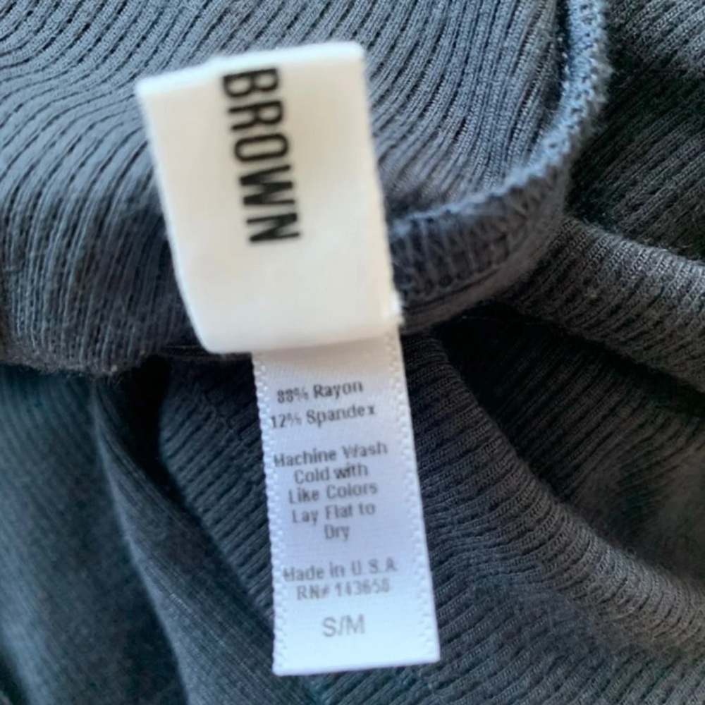 Joah brown Invisible zip long sleeve - Picture 8 of 8